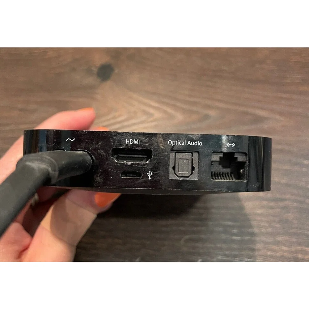 Apple TV A1469 HD Digital Media Streamer Black 3rd Gen EMC 2633 NO REMOTE-USED
